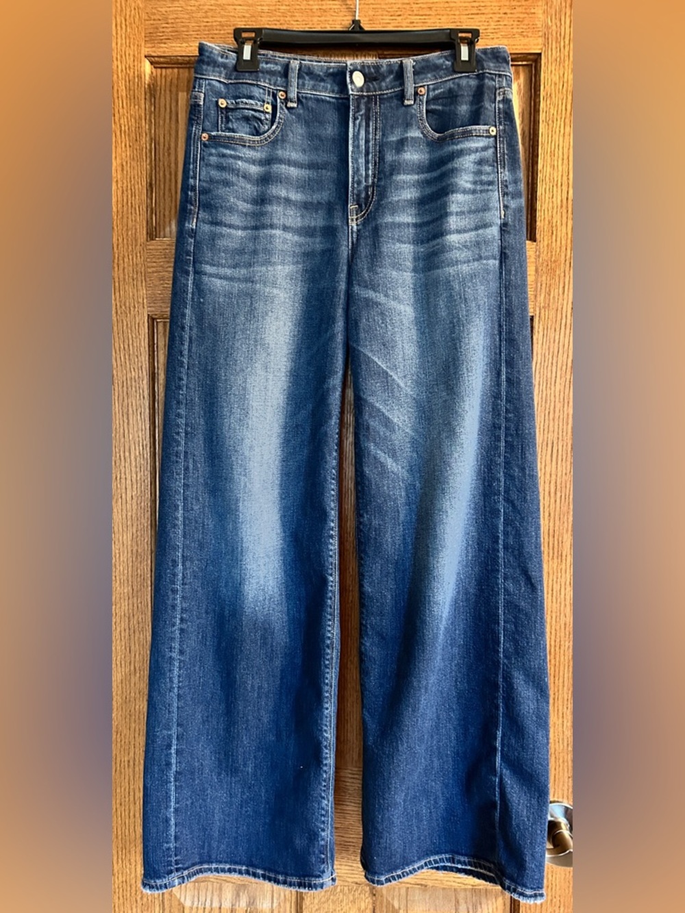 AE Dreamy Drape Stretch Super High-Waisted Baggy Wide-Leg Jean, 4R
